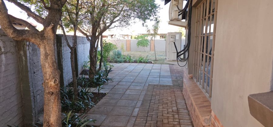 3 Bedroom Property for Sale in Hexrivier Lifestyle Estate North West